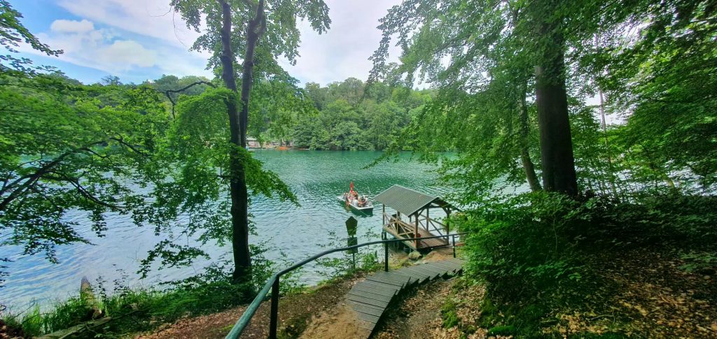 Schmaler Luzin See Feldberger mit Fähre Seenlandschaft